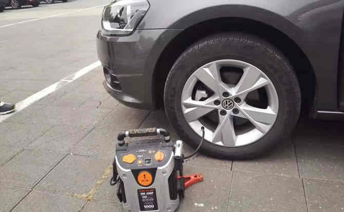 宁南汽车搭电案例